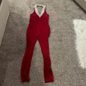 Red Velvet Faux-Fur Trim Halter 𝓳𝓾𝓶𝓹𝓢𝓾𝓲𝓽 𝓗𝓪𝓵𝓵𝓸𝔀𝓮𝓮𝓷 𝓬𝓸𝓼𝓽𝓾𝓶𝓮